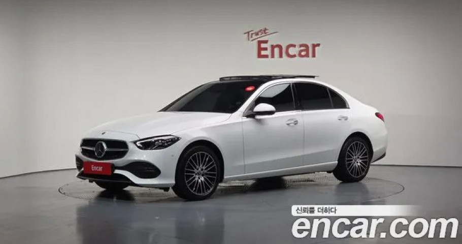 Mercedes-Benz C-Class 