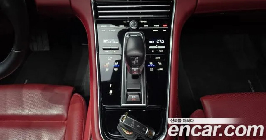 Porsche Panamera 