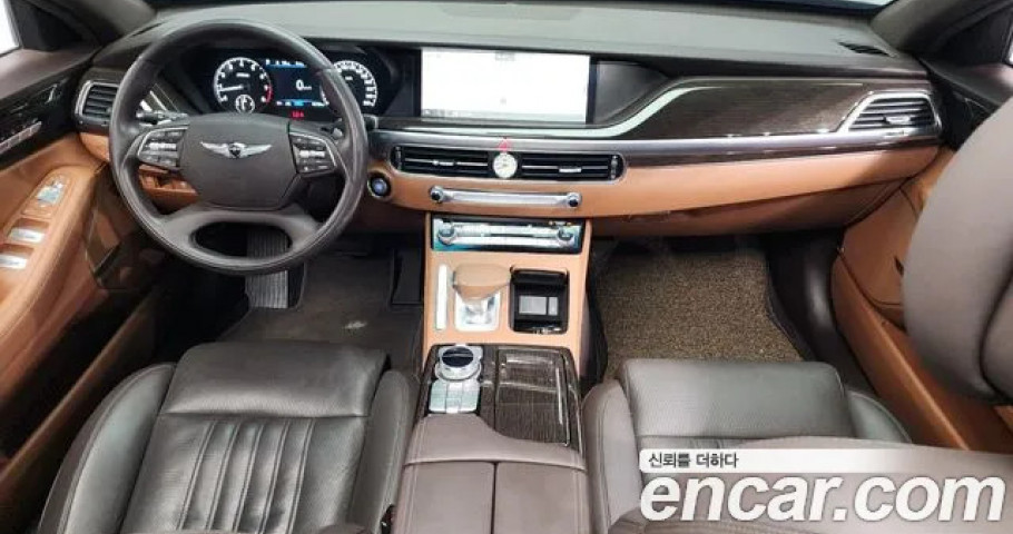 Genesis G90 
