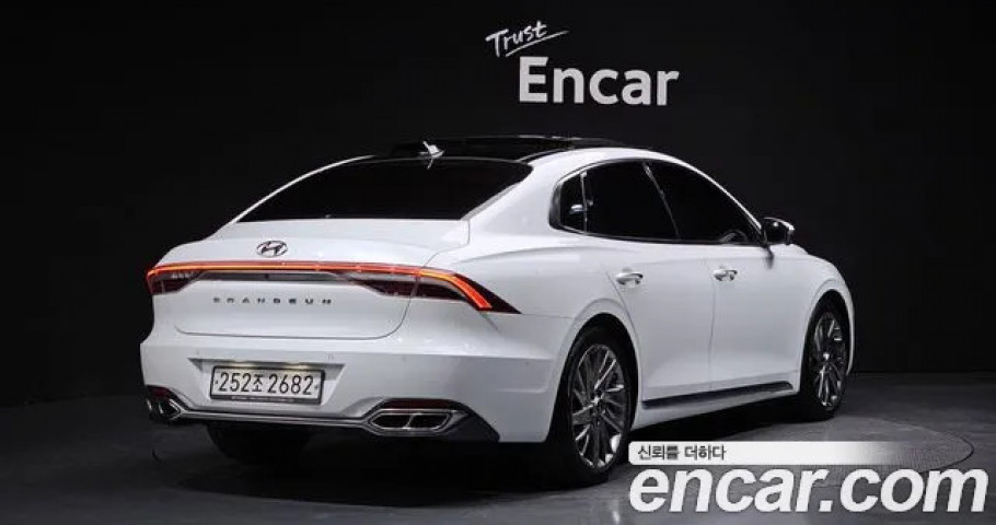 Hyundai Grandeur 