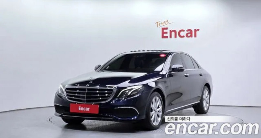 Mercedes-Benz E-Class 