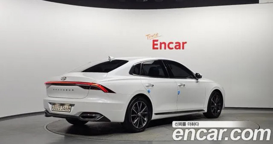 Hyundai Grandeur 