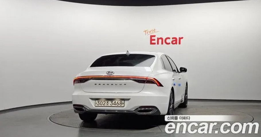 Hyundai Grandeur 