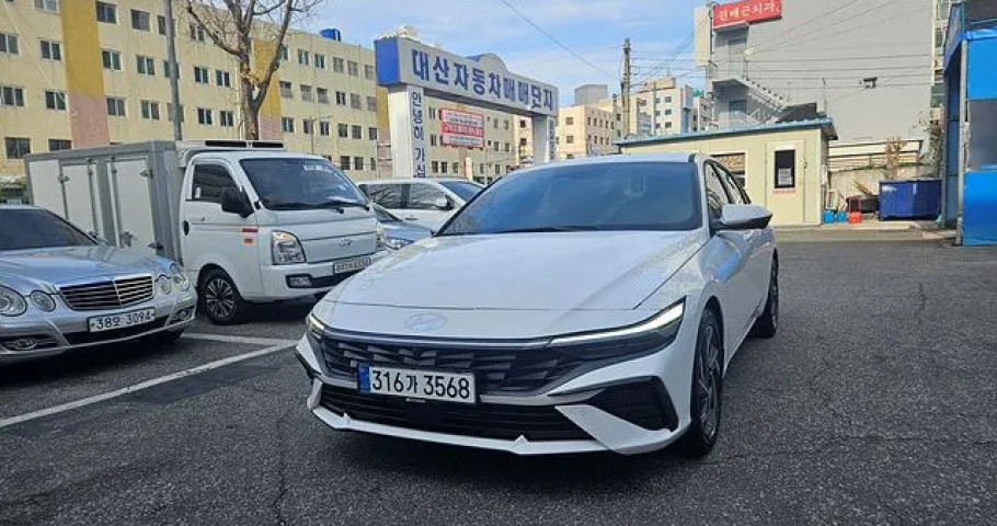 Hyundai Avante 