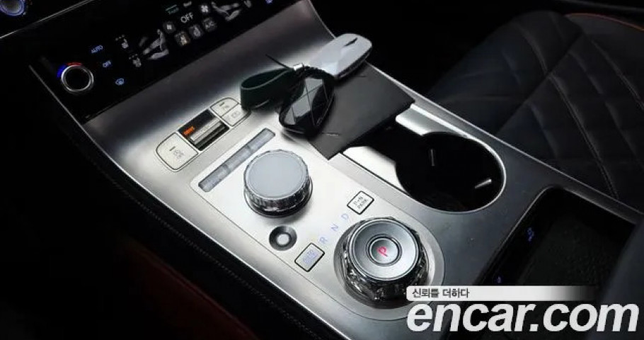 Genesis Gv70 