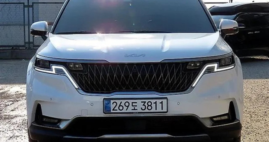 Kia Carnival 
