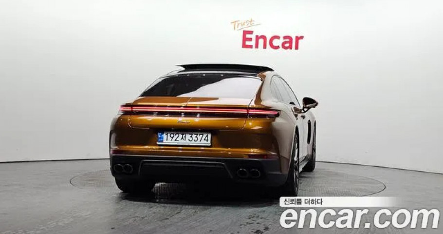 Porsche Panamera 