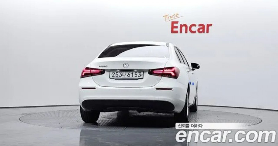 Mercedes-Benz A-Class 