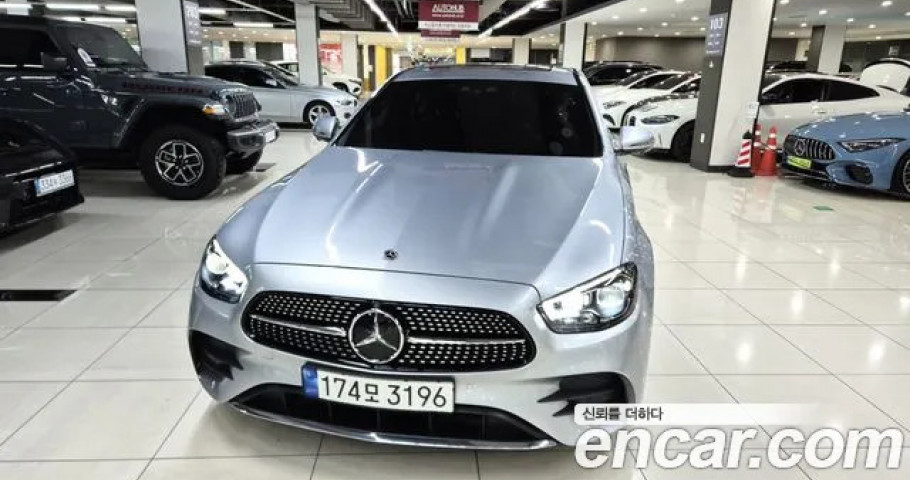 Mercedes-Benz E-Class 