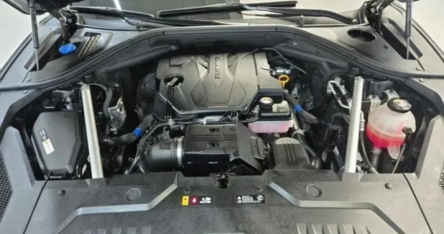Genesis Gv70 
