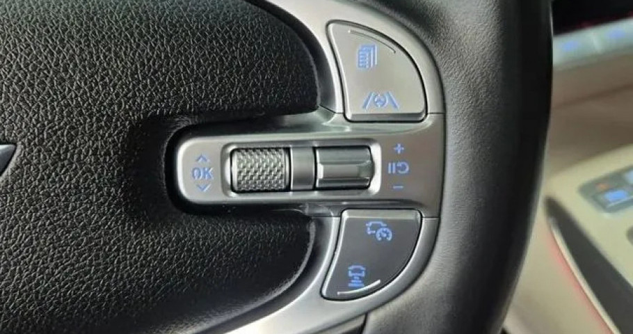 Genesis Gv70 
