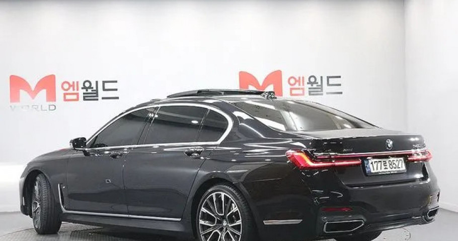 Bmw 7-Series 