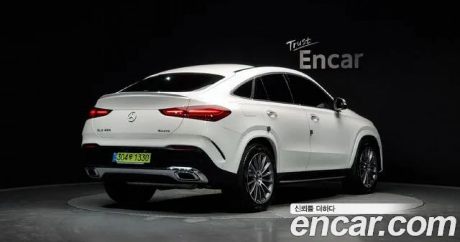 Mercedes-Benz GLE-Class 