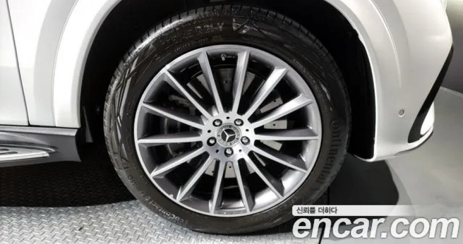 Mercedes-Benz GLE-Class 