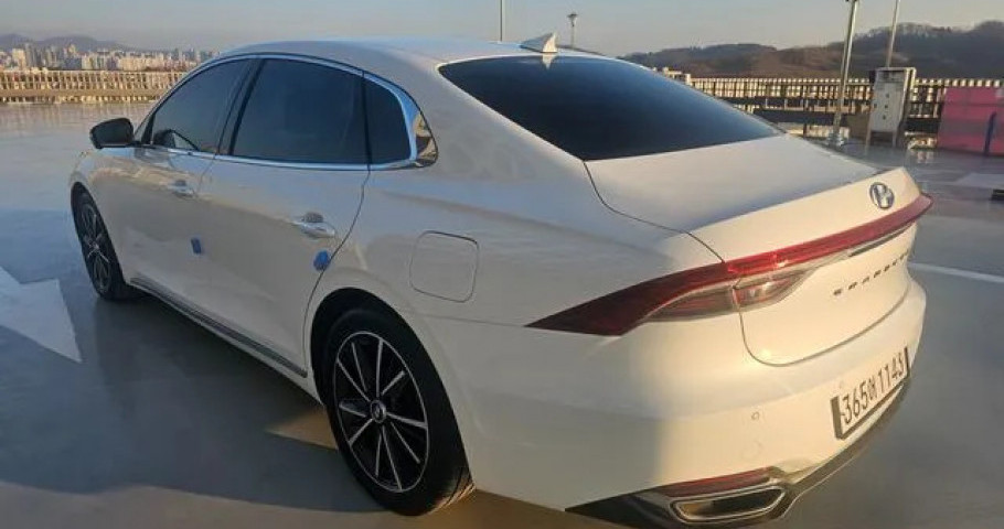 Hyundai Grandeur 