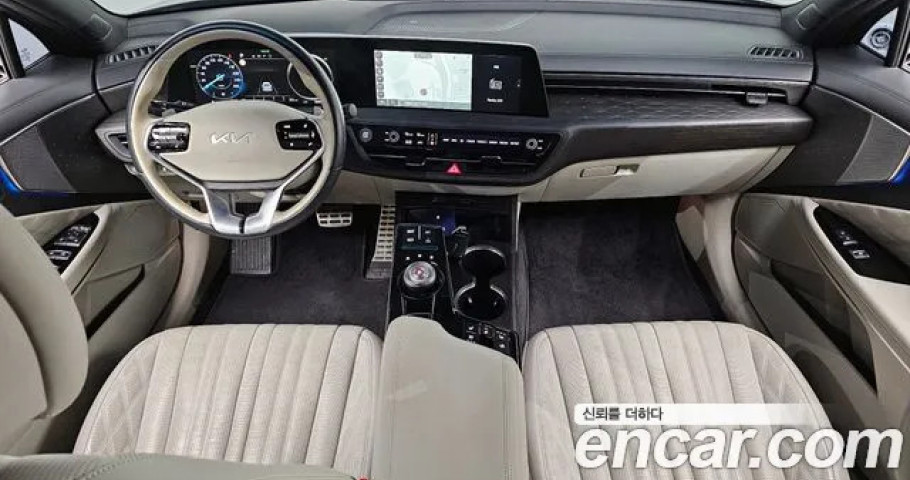 Kia K8 