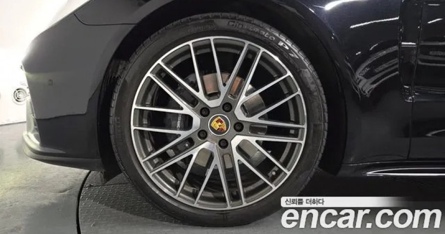 Porsche Panamera 