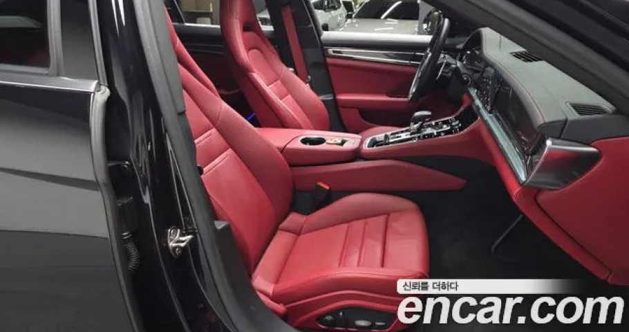 Porsche Panamera 