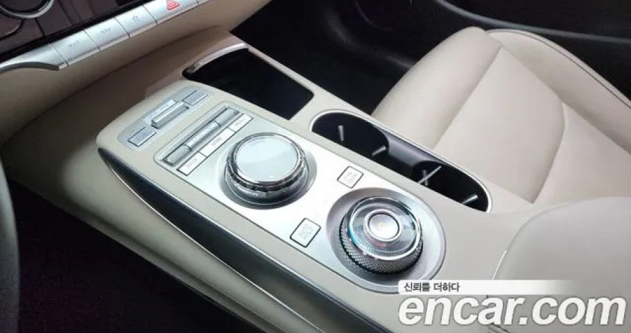 Genesis Gv70 