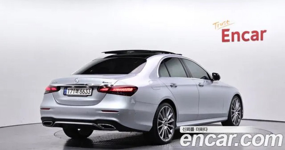 Mercedes-Benz E-Class 
