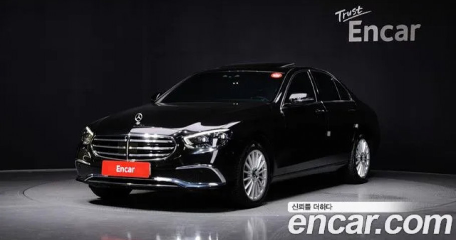 Mercedes-Benz E-Class 