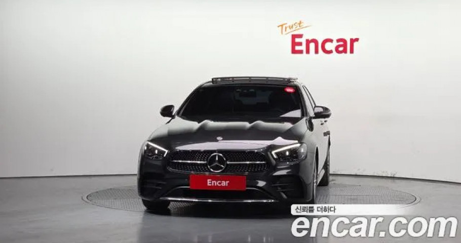 Mercedes-Benz E-Class 