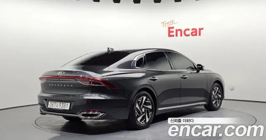 Hyundai Grandeur 