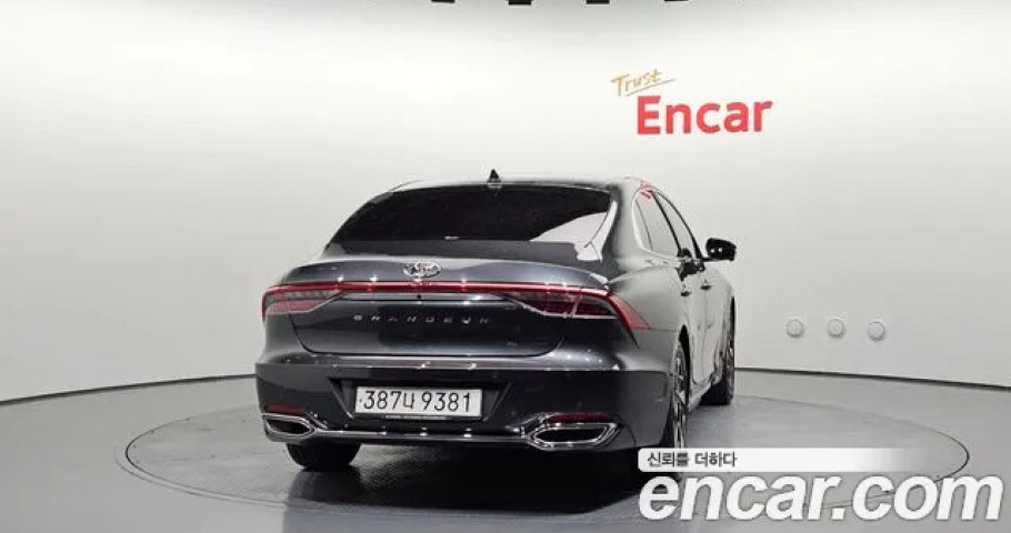 Hyundai Grandeur 