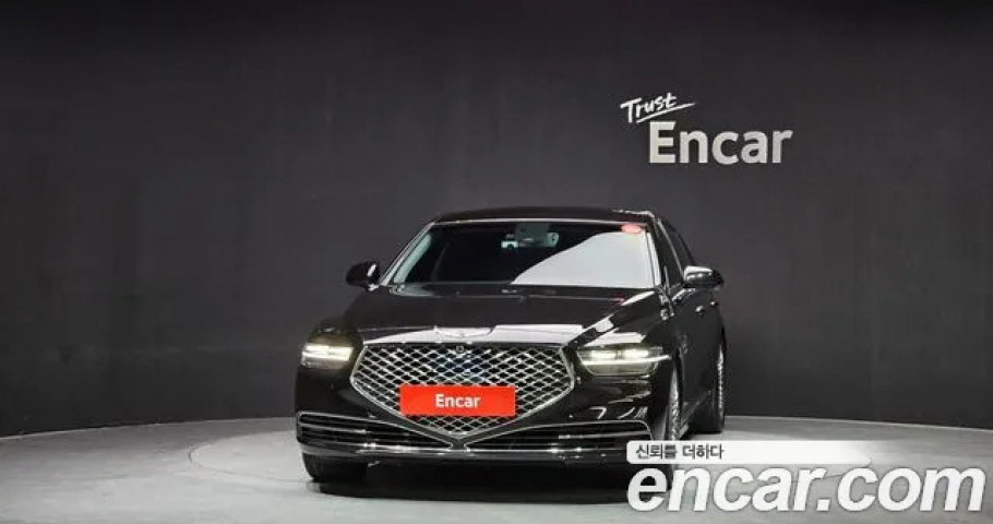 Genesis G90 