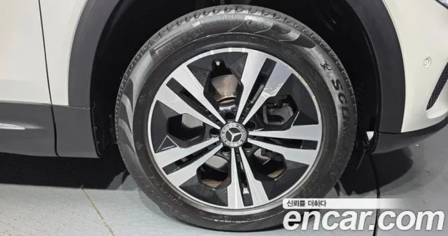 Mercedes-Benz Glb-Class 
