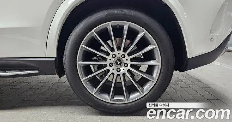 Mercedes-Benz GLE-Class 