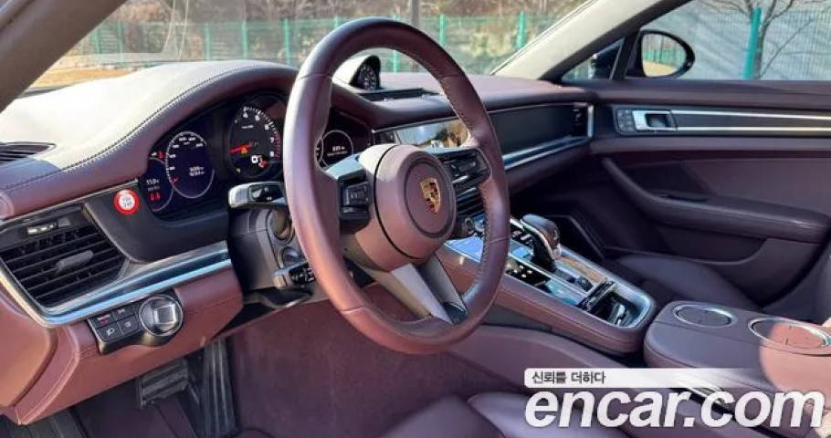Porsche Panamera 