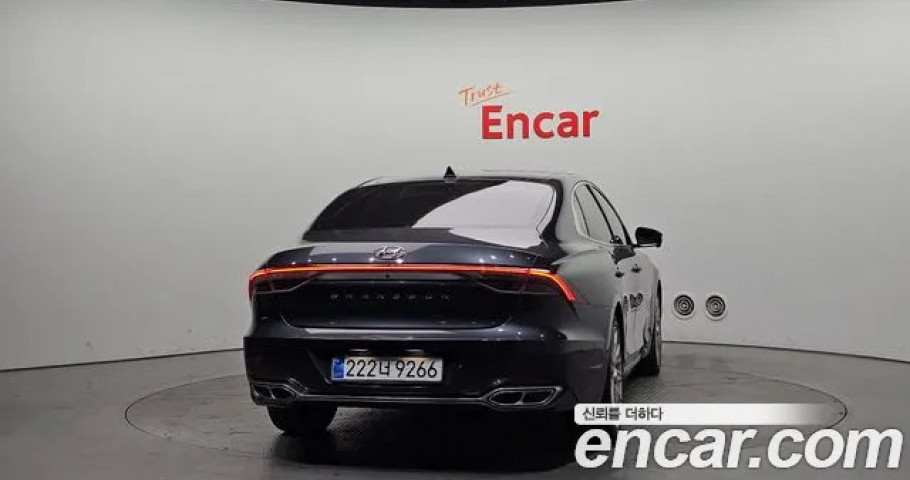 Hyundai Grandeur 