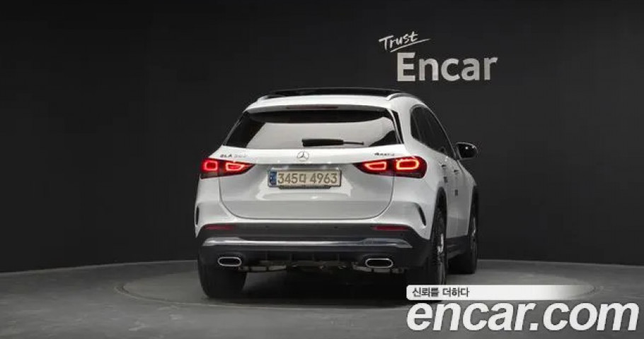 Mercedes-Benz Gla-Class 