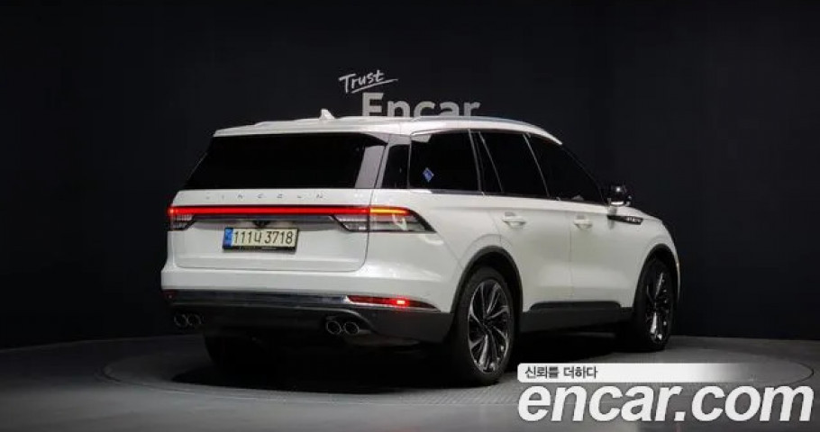 Lincoln Aviator 