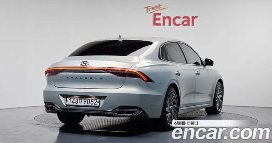 Hyundai Grandeur 
