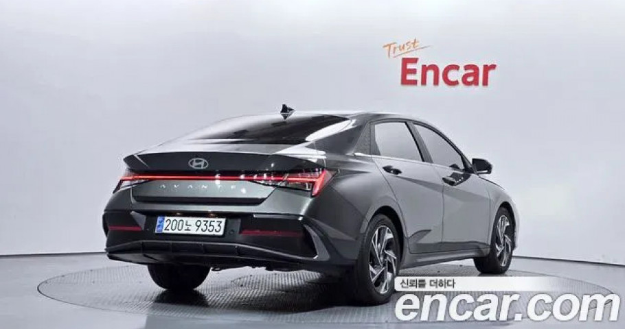 Hyundai Avante (Elantra) 