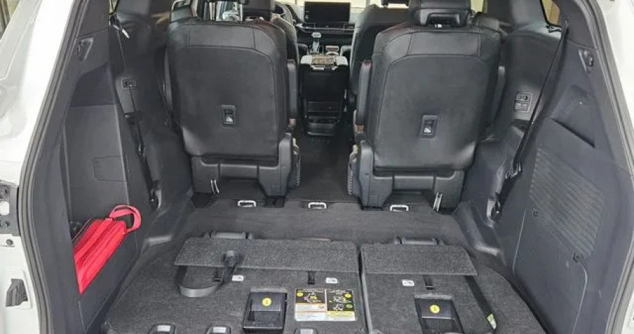 Toyota Sienna 