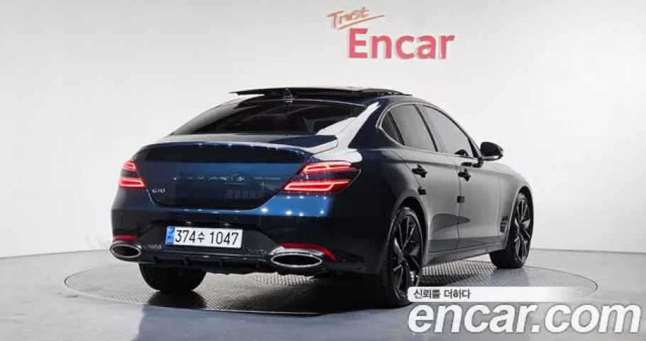 Genesis G70 