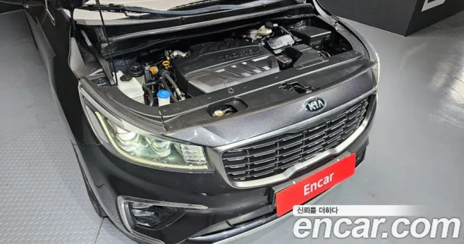 Kia Carnival 