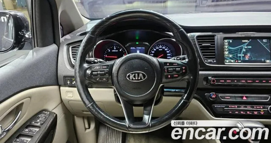 Kia Carnival 