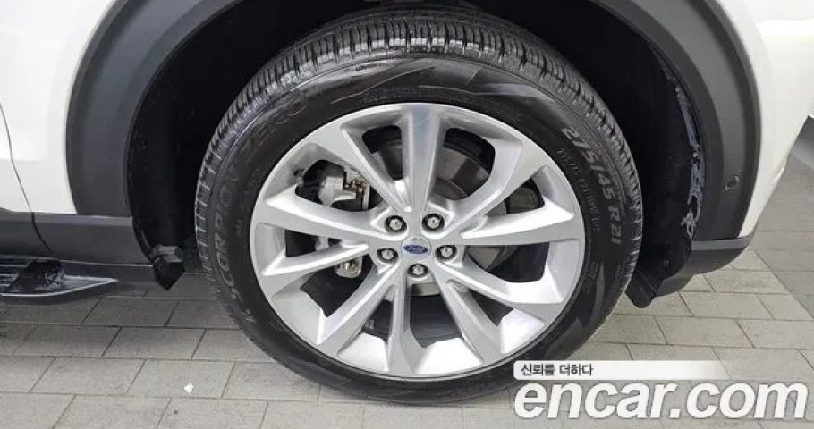 Ford Explorer 