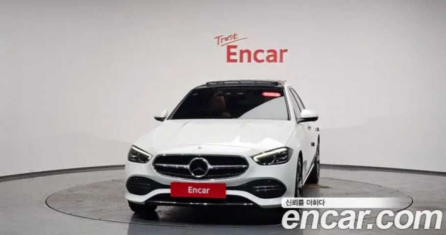 Mercedes-Benz C-Class 
