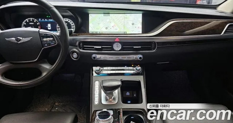 Genesis G90 