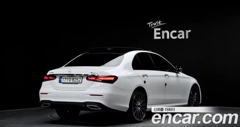 Mercedes-Benz E-Class 