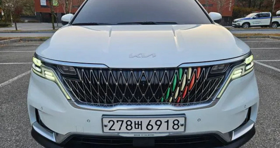 Kia Carnival 