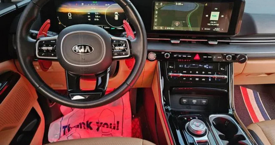 Kia Carnival 