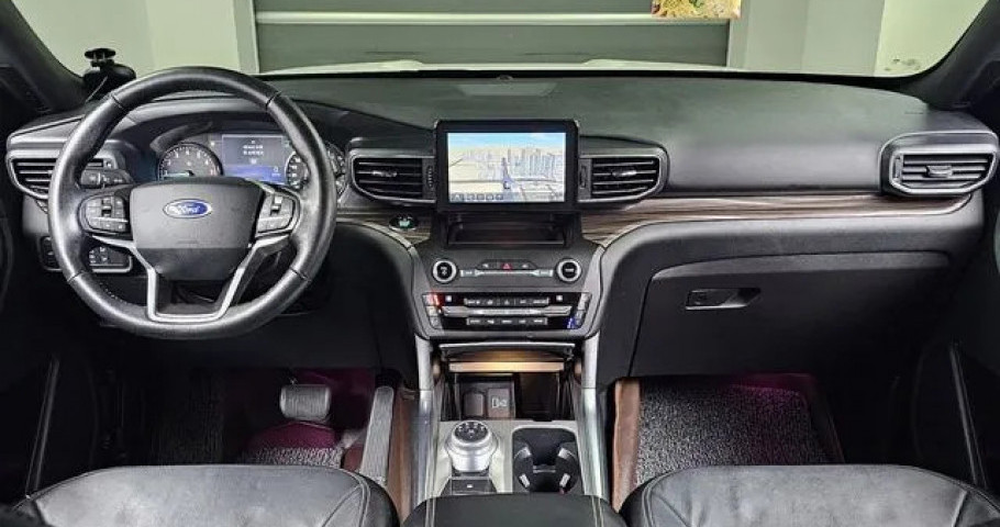Ford Explorer 