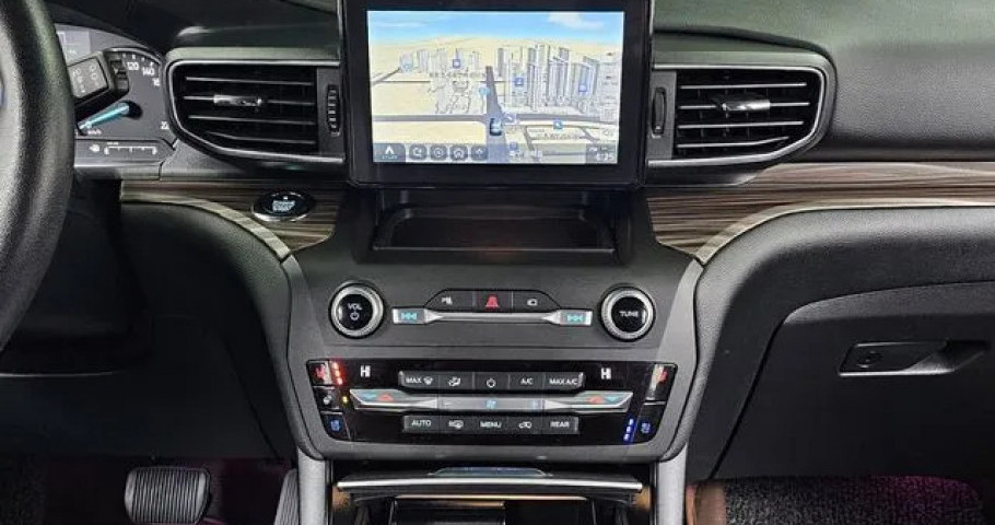 Ford Explorer 