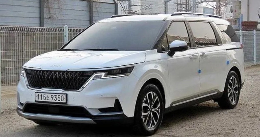 Kia Carnival 